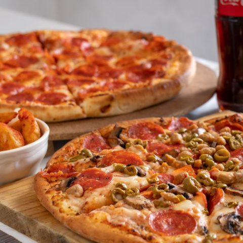 Large Pepperoni Pizza
